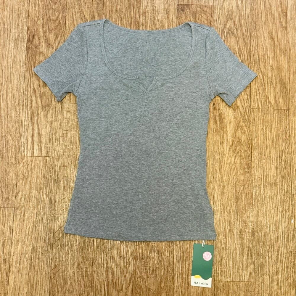 Halara Ribbed Scoop Neck Short Sleeve Slim Casual Top in Canton Gray Size Small